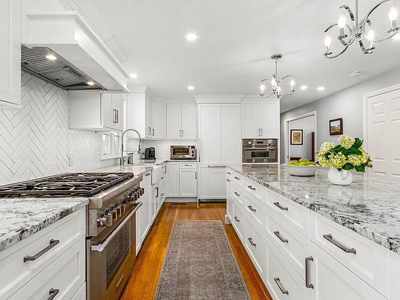 3rd image of 15 Doctor Stanton Road