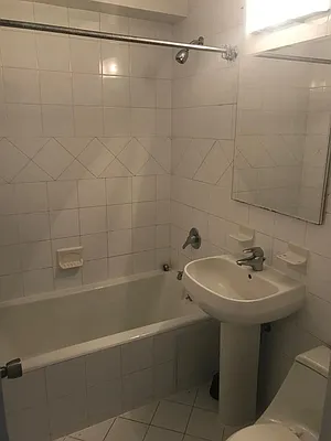 Rented by Hampshire Assets LLC | media 9