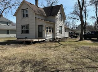 1025 7th St NW, Faribault, MN 55021