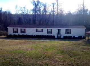 179 Candlewick Ln, Mocksville, NC 27028