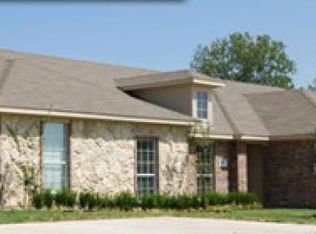 820 Nandina Way APT 1, Waxahachie, TX 75165