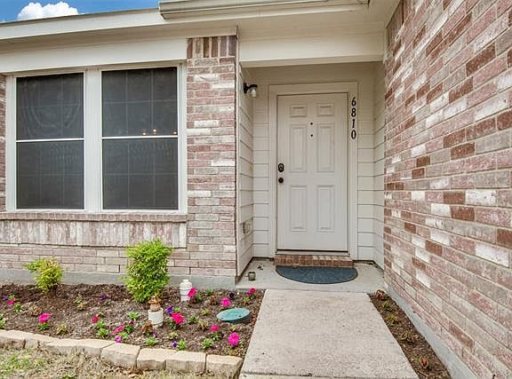 2nd image of 6810 Clark Vista Dr