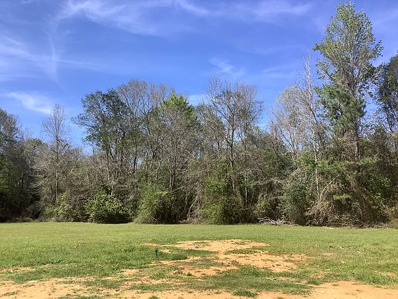 3rd image of 894 County Road 144