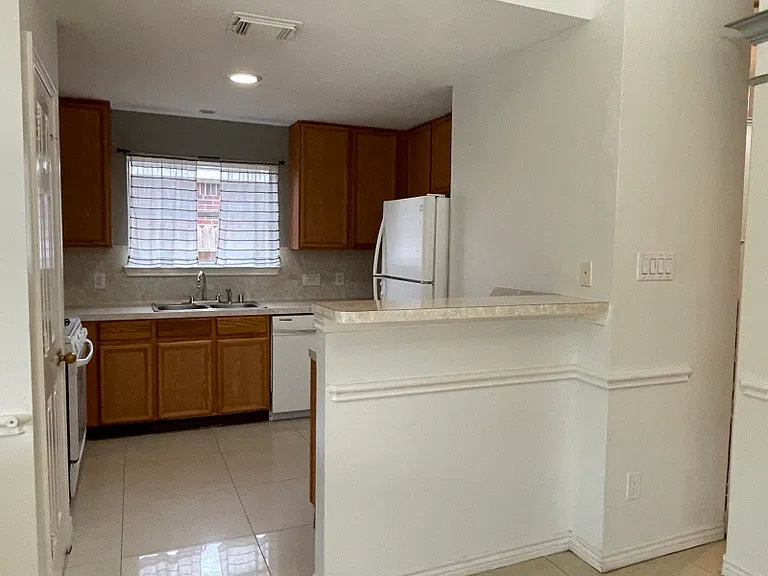 5923 Hatfield Glen Dr — Photo 14