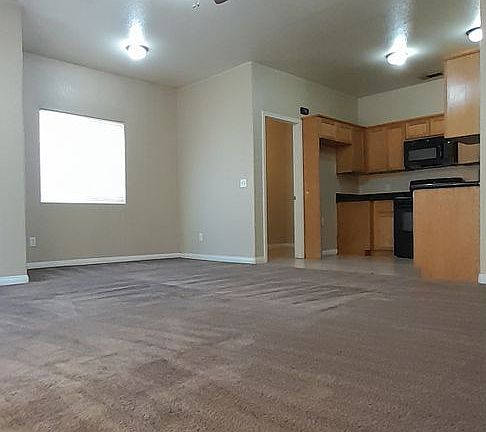 3rd image of 8656 N Loop Blvd #B