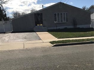 56 Boulevard East Blvd, Old Bridge, NJ 07735