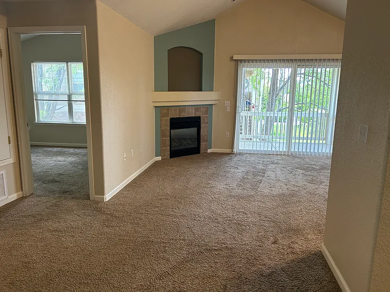 3435 Boulder Cir #203 — Photo 4