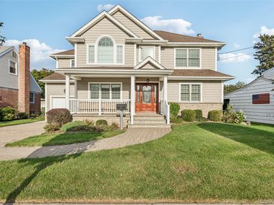 470 Argyle Road, Mineola, NY, 11501