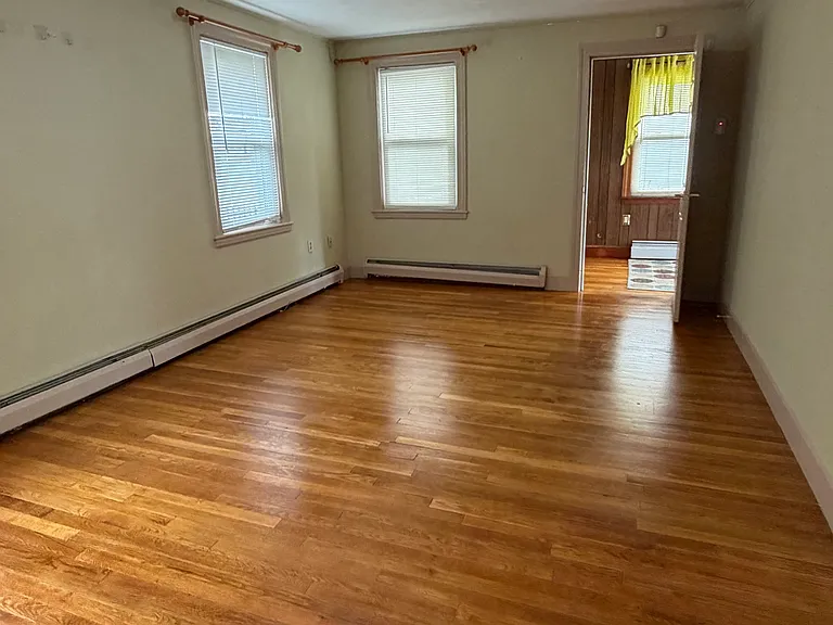 12 Curtis St #1 — Photo 5