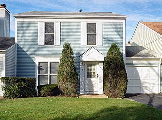 7336 Trent Rd, Downers Grove, IL 60516