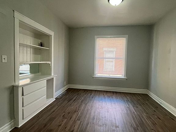 4th image of 238 Carroll St Unit 2
