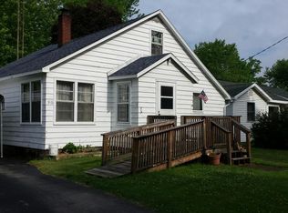 316 S Pleasant St, Watervliet, MI