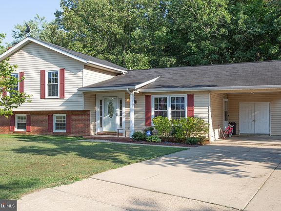 2nd image of 685 Lavington Ct