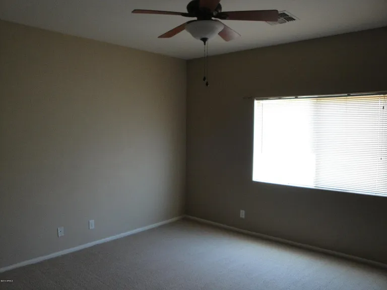 44457 W Knauss Dr — Photo 10
