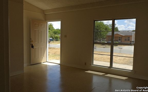 5th image of 611 Patton Blvd