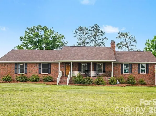 650 Monticello Rd, Lancaster, SC 29720