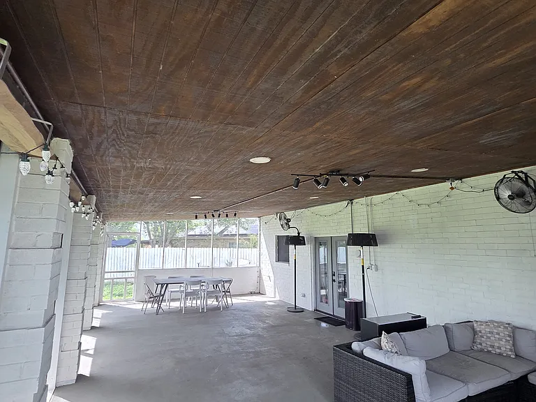 502 Chapote Ave — Photo 10