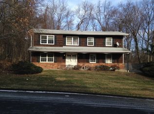 13 Sunny Ridge Rd, Spring Valley, NY 10977