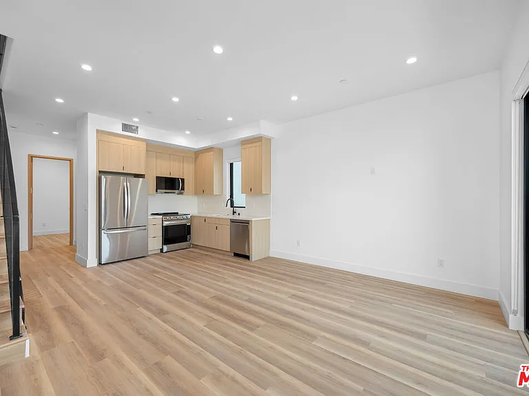 5317 Ben Ave — Photo 4