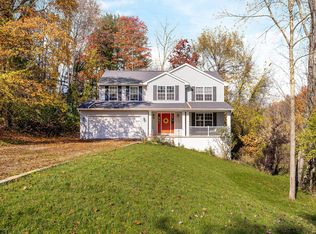 11 Greenwood Ct, Howard, OH 43028