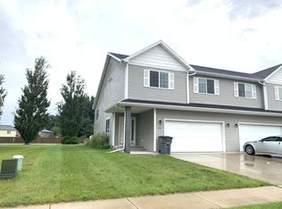 3541 15th St S, Moorhead, MN