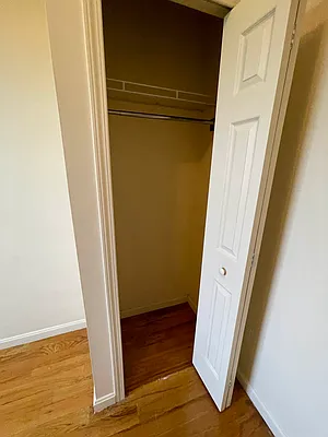 Rented by Delmark Realty LLC | media 25