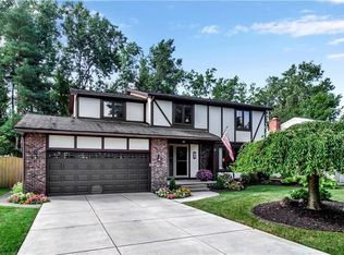 58 Montbleu Dr, Getzville, NY 14068