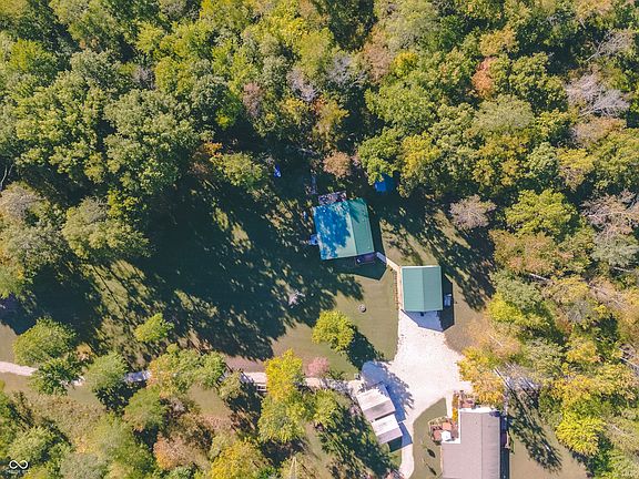 4th image of 5963 N Shore Dr