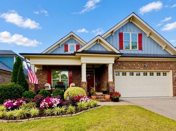 154 Moss Creek Pl, Fuquay Varina, NC 27526