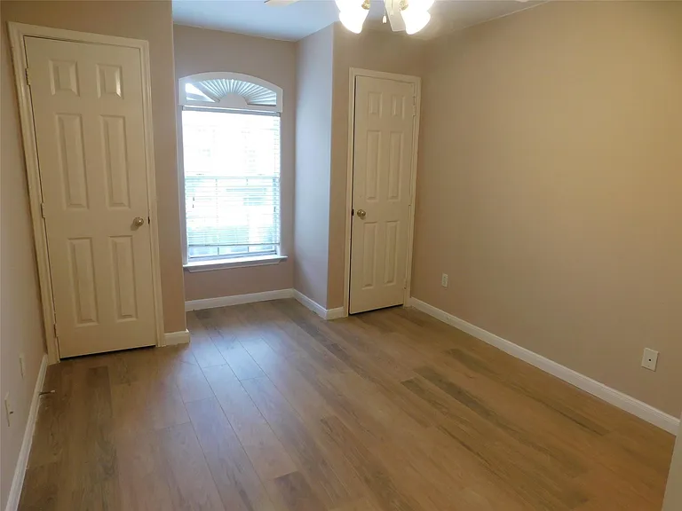 2710 Grants Lake Blvd #J2 — Photo 13