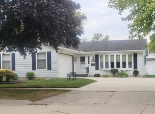 1723 Nagle Ave, Manitowoc, WI 54220