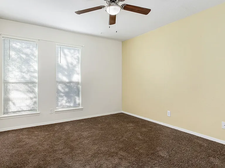 5904 Sandhurst Ln #246 — Photo 12