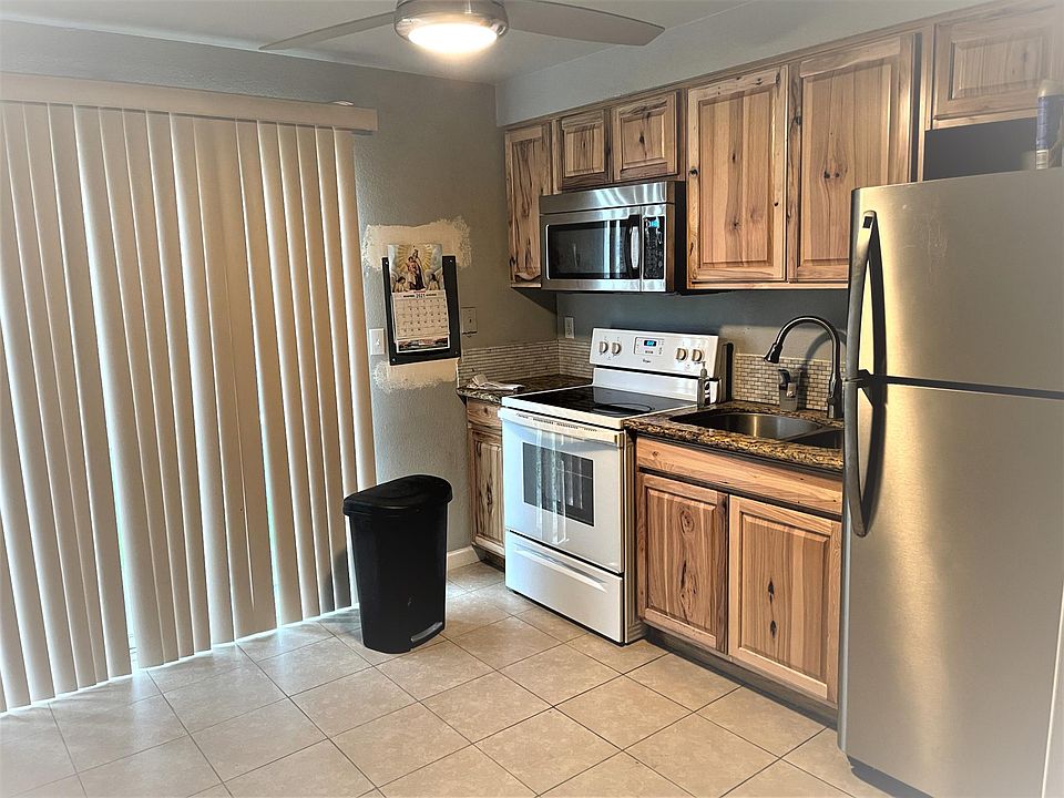 1st image of 819 21st St NE #819