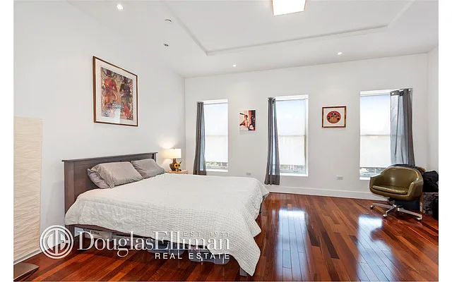 Rented by Douglas Elliman | media 28