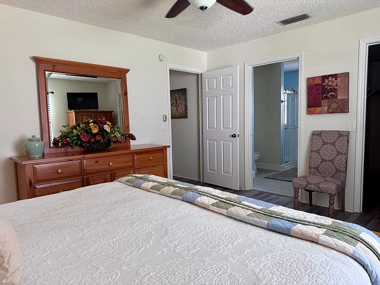 1502 Alfonso Ln — Photo 5