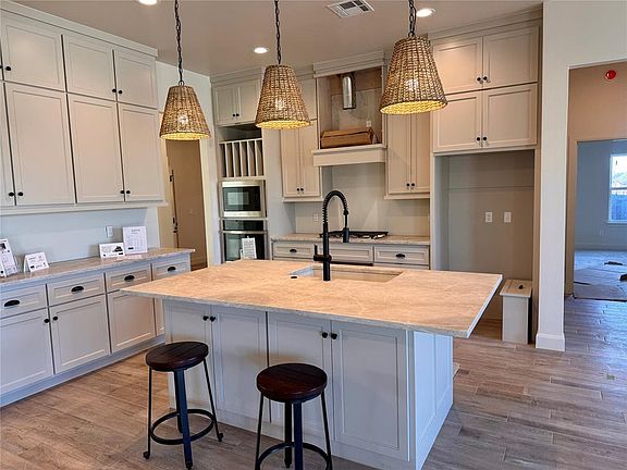 5th image of 12708 Cobblestone Curve Rd