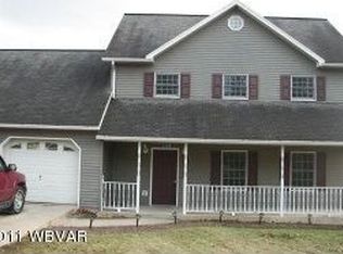 3108 Briarwood Dr, Lock Haven, PA 17745