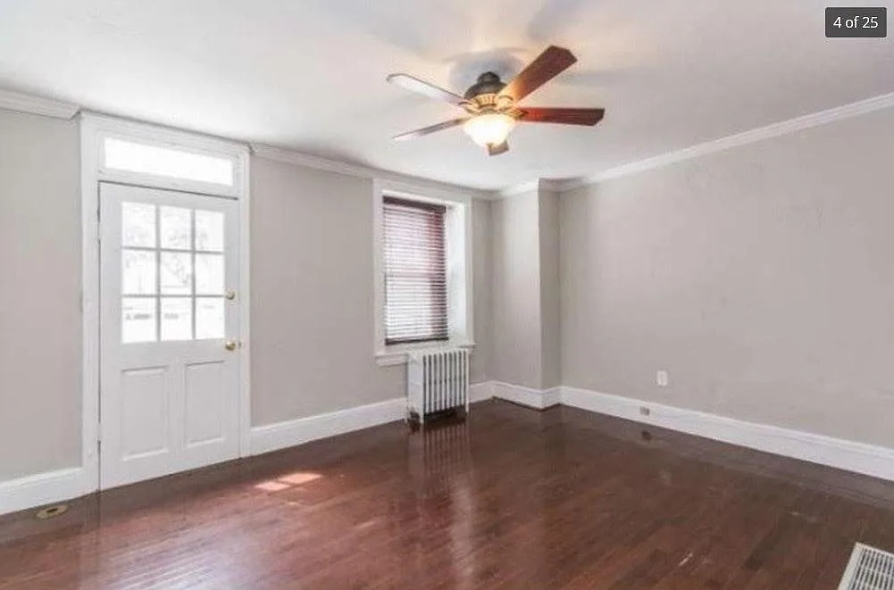 4 bed, 1400 sqft, $3,100 — Photo 2