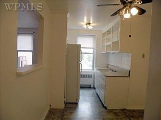 4th image of 1 Hawley Ter APT 3C