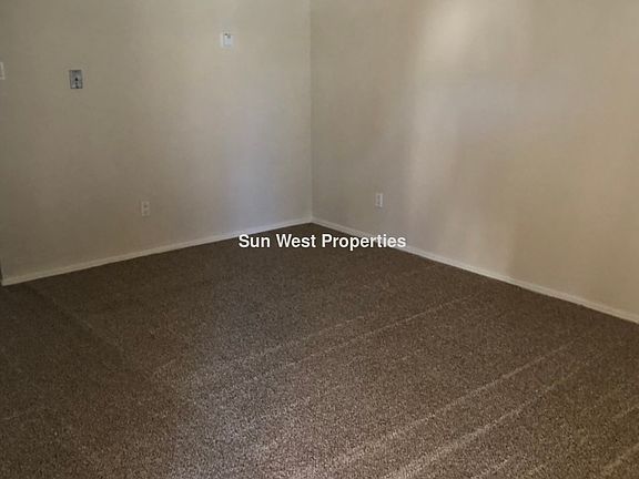 4th image of 136 Westland Park Dr APT B