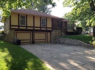 2500 S Whitney Ave, Independence, MO 64057