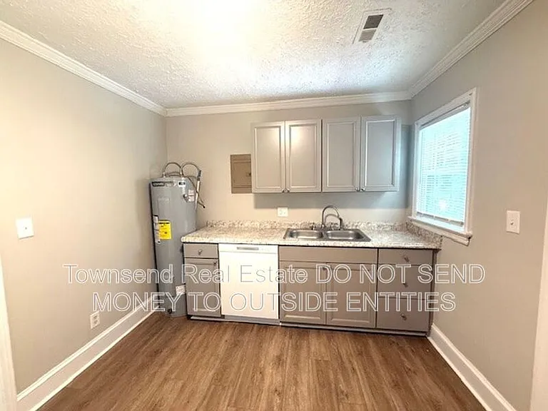217-4 N Virginia Ave — Photo 5