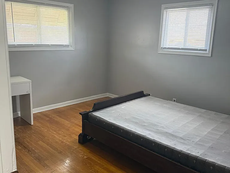 4176 Williams St — Photo 13