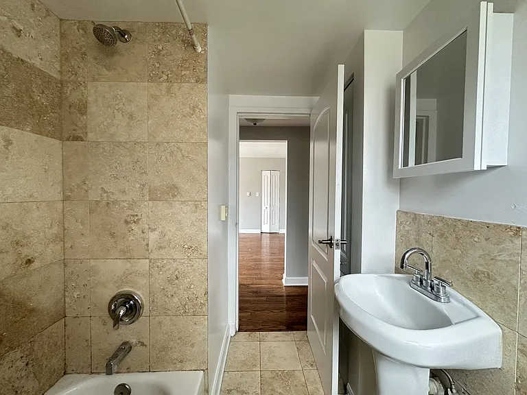 7632.5 N Milwaukee Ave #B3 — Photo 19