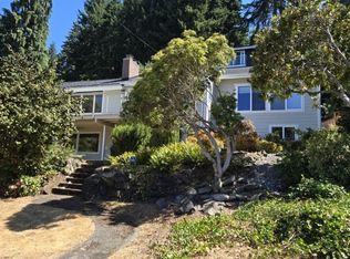 16756 Maplewild Ave SW, Seattle, WA 98166