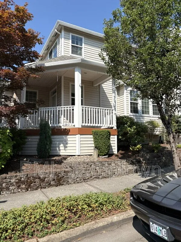 3 bed, 2.5 bath, 1712 sqft, $2,850 — Photo 2