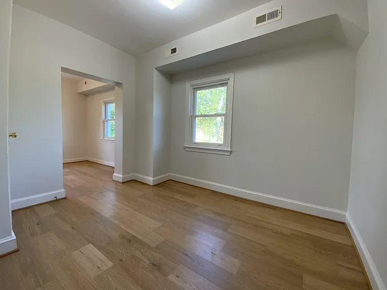 1772 E St NE — Photo 13
