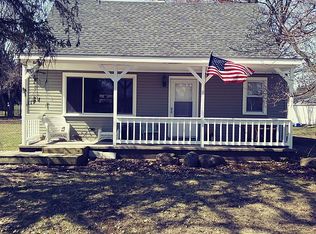 17300 Bak Rd, Van Buren Township, MI 48111