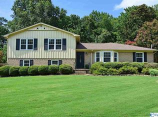 811 Olivia Ave SE, Huntsville, AL 35802