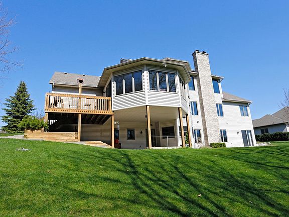 4th image of 5329 S Silverstone Dr NE